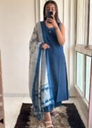 Kantha work sleeveless kurta set with dupatta